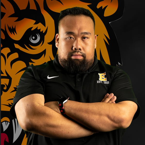 James Lo James Lo, CSCS, BRM - Barbell Rehab